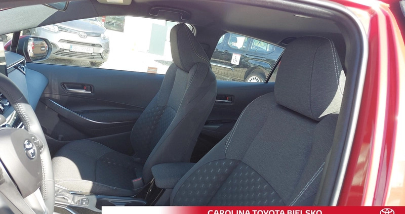 Toyota Corolla cena 130100 przebieg: 4, rok produkcji 2023 z Wielichowo małe 232